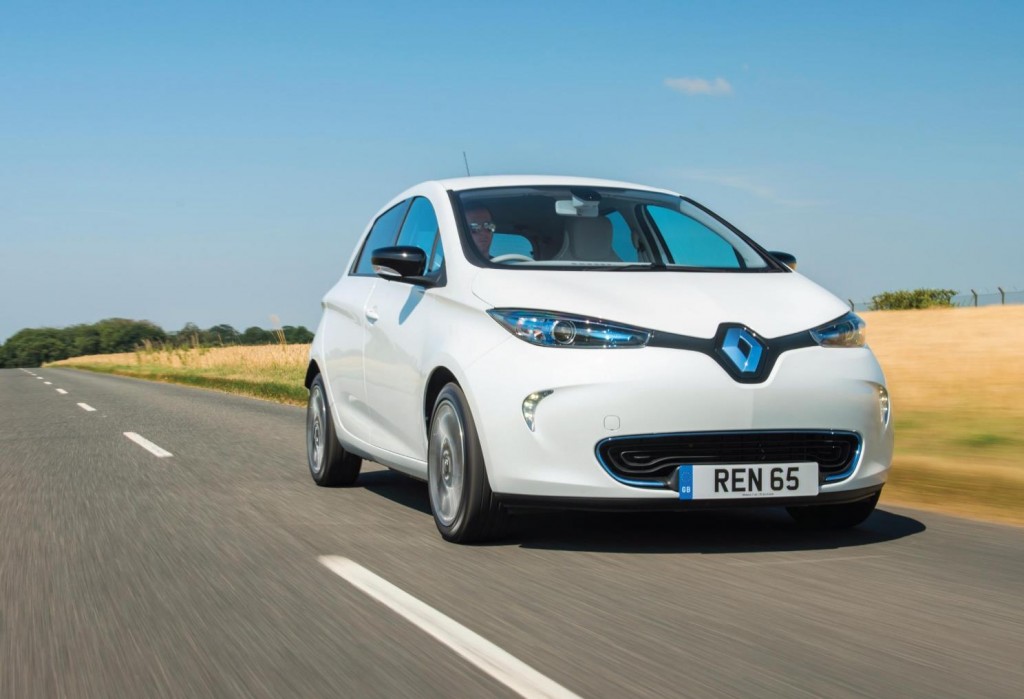 RENAULT ZOE NAMED BEST USED GREEN CAR AT WHAT CAR? USED CAR AWARDS 2018