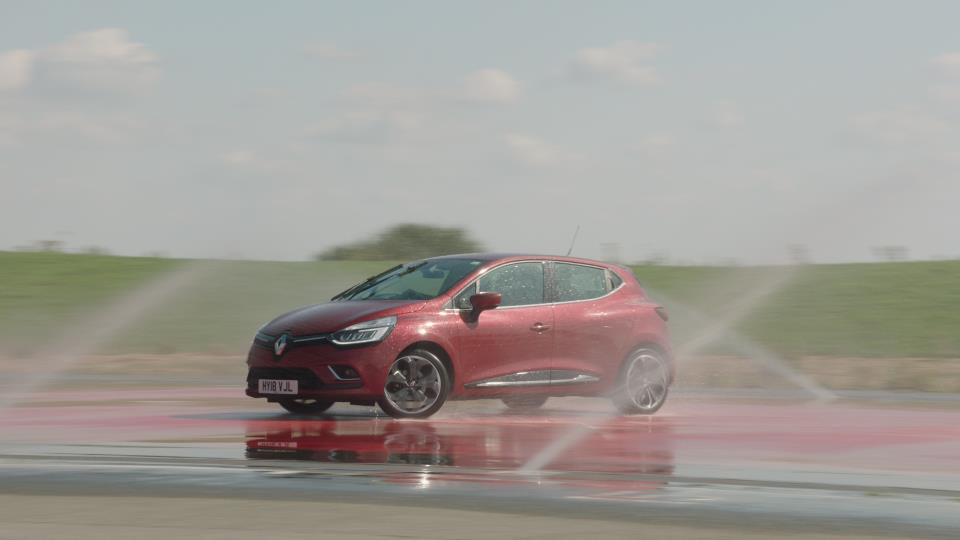 RENAULT AND CARKRAFT – SUPPORTING ROAD SAFETY FOR YOUNG DRIVERS