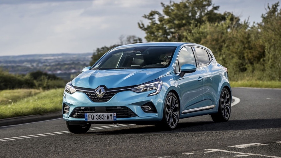 DACIA SANDERO WINS 'BEST SMALL CAR' AT THE WHAT CAR? CAR OF THE YEAR AWARDS 2021